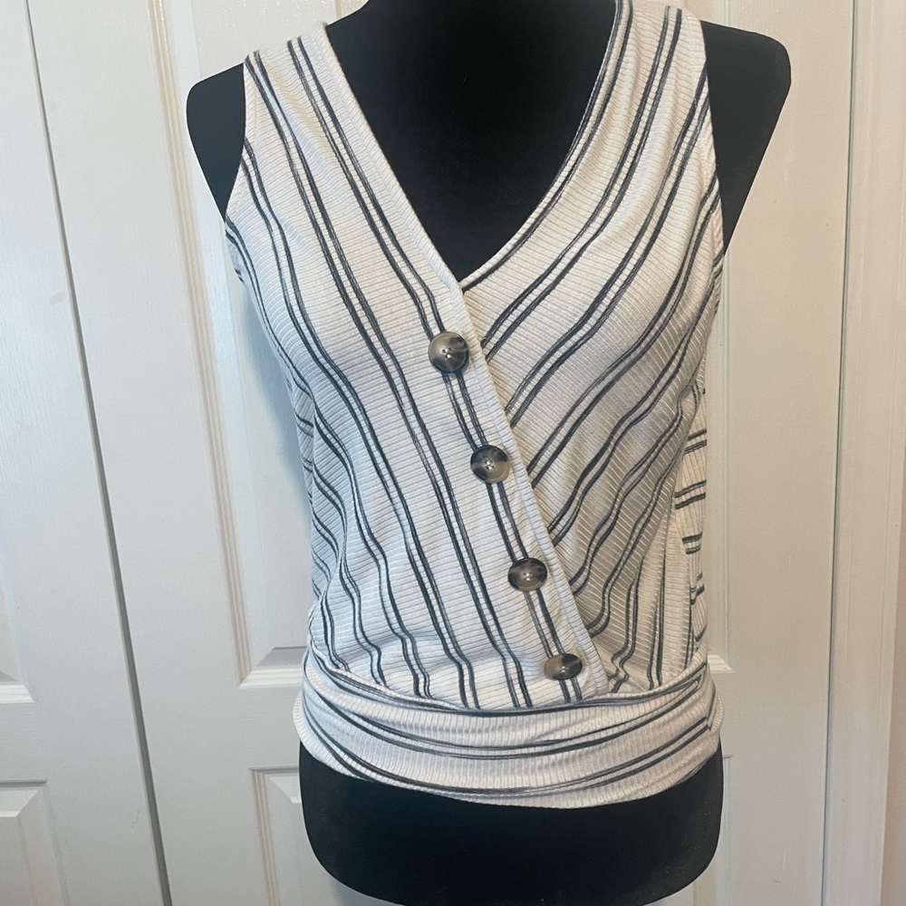 Cute top